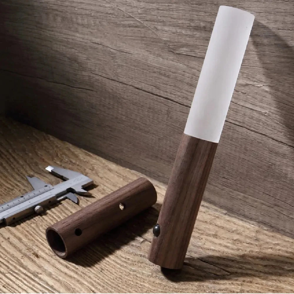 Luminária de Mesa com um Design Minimalista